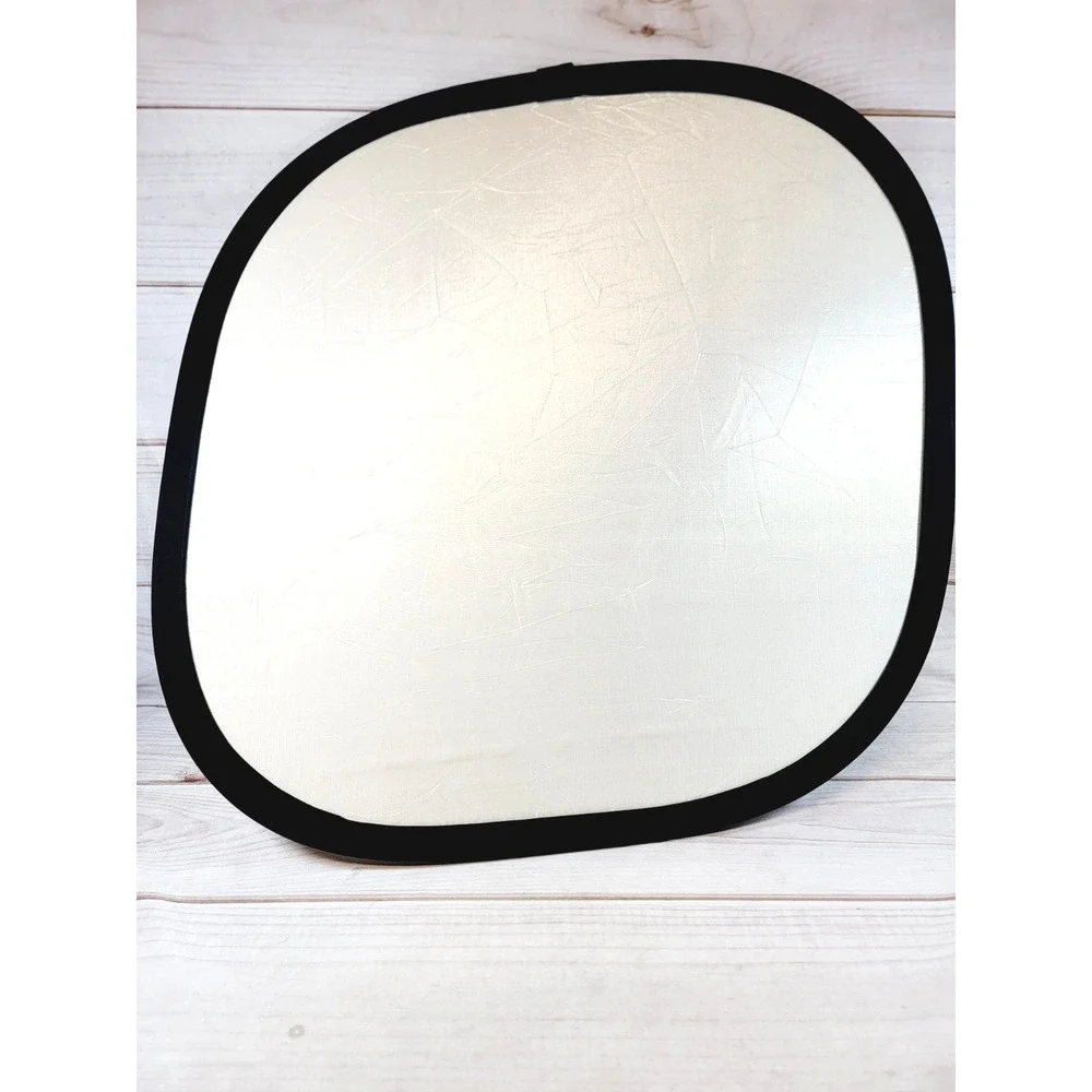 Westcott Illuminator- 30” Sunlight/White Reflector & Silver / Gold
